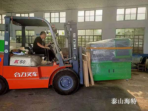 泰山海特牌試驗(yàn)臺(tái)專(zhuān)車(chē)送貨